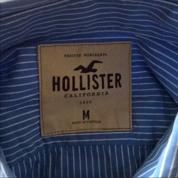 Men’s hollister button down - Picture 3 of 4